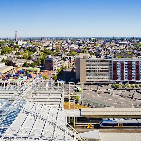 City Resort Hotel Leiden Hotel 4*