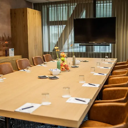 City Resort Hotel Leiden 4*