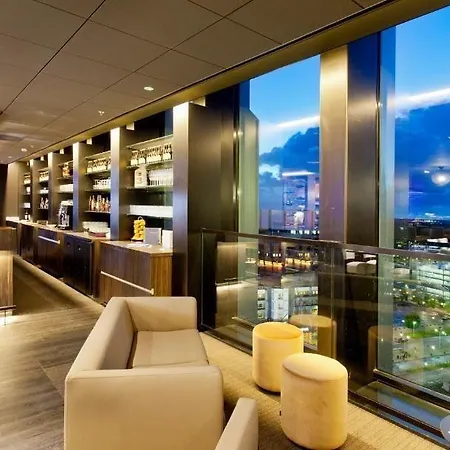 City Resort Hotel Leiden Hotel 4*