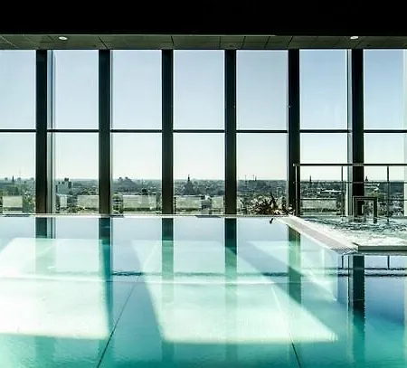 City Resort Hotel Leiden Hotel 4*