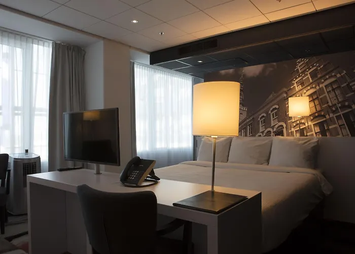 Отель Fletcher Wellness -